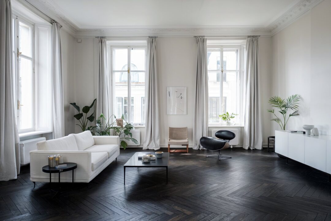 stort utvalg av parkettgulv i ulike tresorter